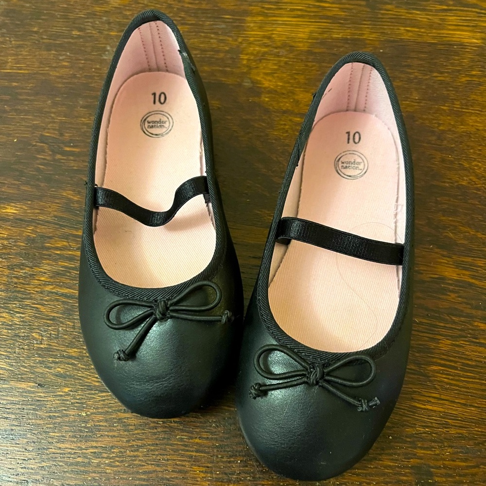 Girls black flats size 10c